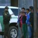 Mitad de estadounidenses apoya deportación masiva de migrantes