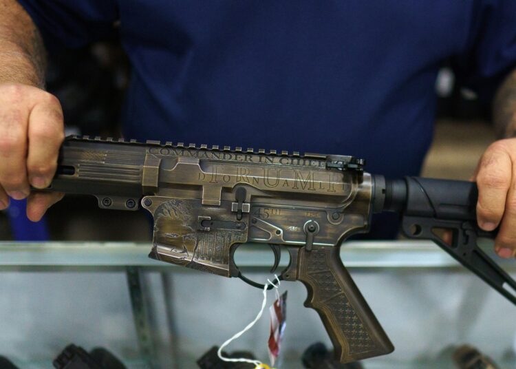 Los fabricantes de armas de EU en la mira del Gobierno Mexicano
