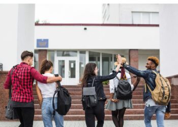 Conahcyt y Sistema Creación abren convocatoria para estudios en el extranjero