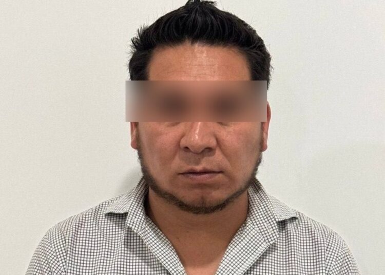Agente del MP detenido tras presuntamente solicitar dinero a una persona investigada