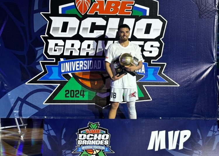 ‘El Chivo’ Romero, MVP 2024 del Ocho Grandes