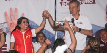 Nora Escamilla, candidata del distrito 12, intensifica su recorrido de campaña