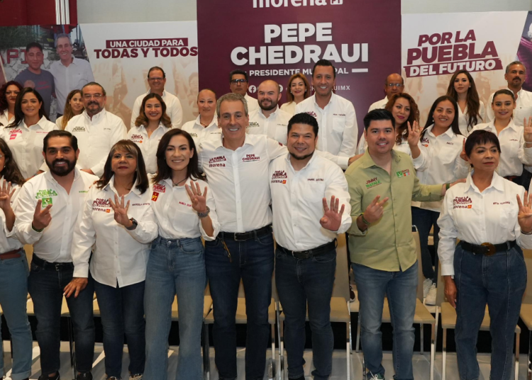 Pepe Chedraui presenta planilla de regidoras y regidores
