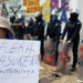 Manifestantes agreden a policías estatales en plantón de la Recta a Cholula