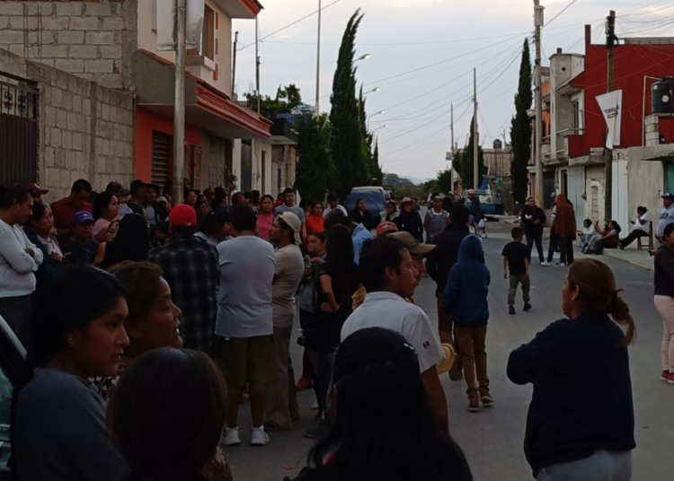 Agua de Puebla atiende falta del vital líquido en La Resurrección