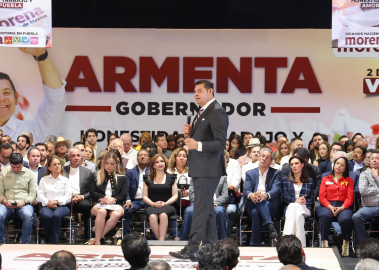 Presenta Armenta su Proyecto Estatal para Puebla