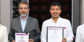 Eduardo Rivera presentó su declaración «5 de 5»