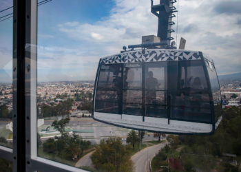 Apostaremos por instalación de teleféricos en Puebla, no serán negocio de políticos: Armenta
