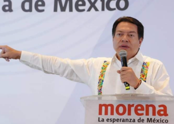 Mario Delgado llama «hipócritas» al PRI y al PAN