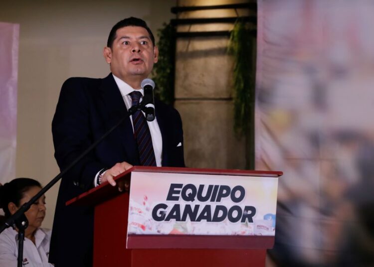 Armenta apostará por desarrollo de ciencia y tecnología en Puebla