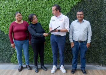Mario Riestra se reúne con Colectivo Voz de los Desaparecidos