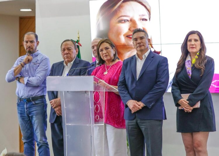Pide Xóchitl Gálvez al INE suspenda ‘Mañaneras’ de AMLO