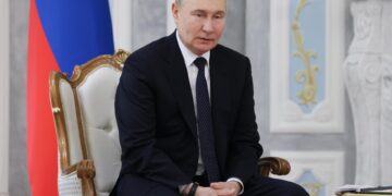 Putin aboga por reanudar las negociaciones con Ucrania