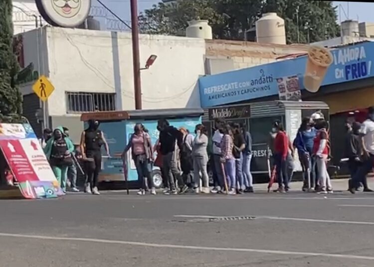 Segob llega a acuerdos con agrupación de franeleros