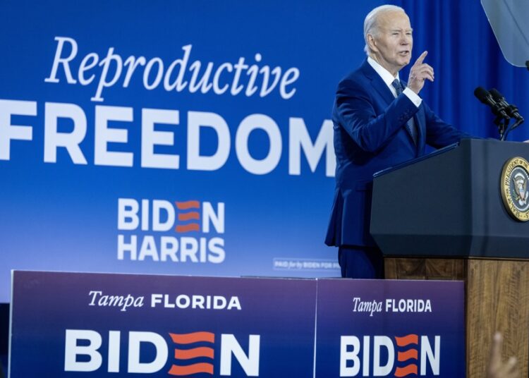 Biden responsabiliza a Trump por ley de aborto de Florida