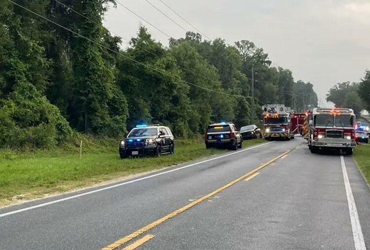 Choque de camión y autobús de campesinos deja 8 muertos y 40 heridos en Florida