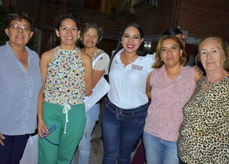 Miles de cholultecas se suman al equipo de Tonantzin Fernández