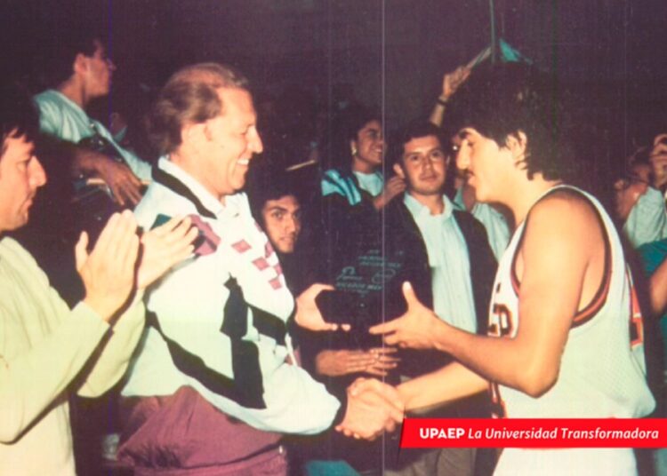 Águilas Upaep recuerda legado de Mario Iglesias