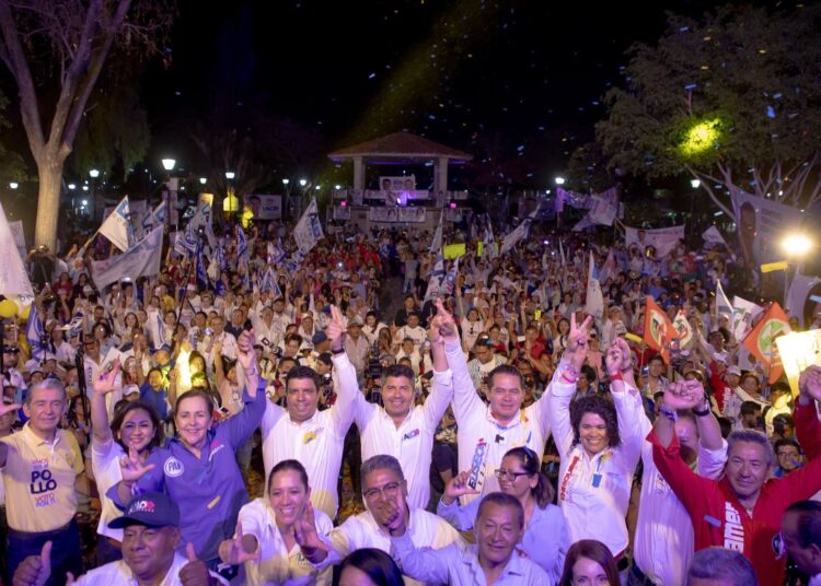 Desde Tehuacán, Eduardo Rivera hace cierre regional