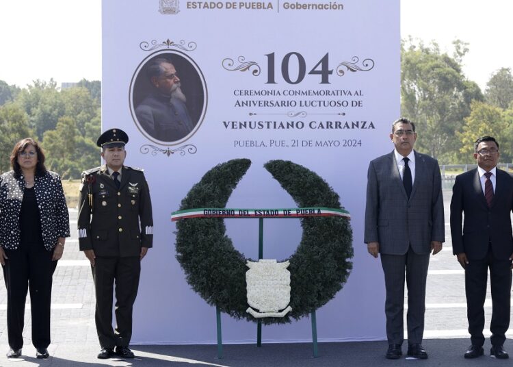 Céspedes encabeza ceremonia por el 104 aniversario luctuoso del presidente Venustiano Carranza