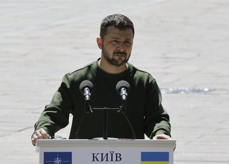 Rusia declara en busca y captura a Zelenski