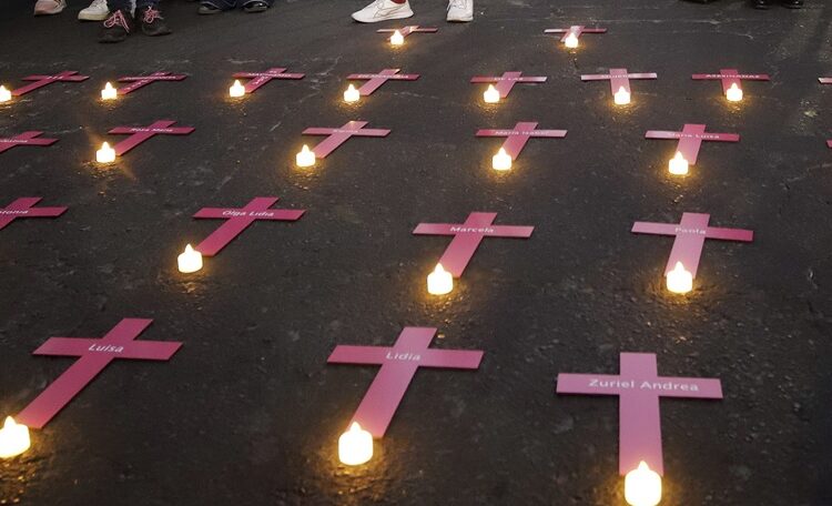 Vinculan a proceso a hombre que cometió feminicidio contra su madre