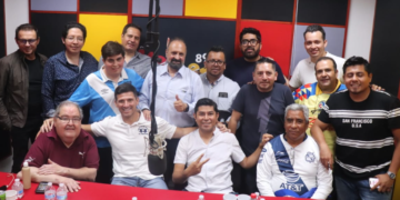El programa especial de En Línea Deportiva “80+1” incendia la radio poblana