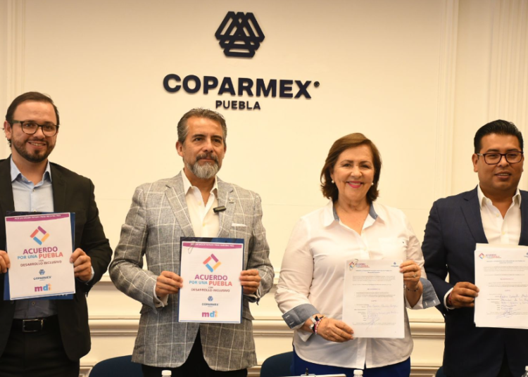 Firma de Acuerdo por una Puebla con Desarrollo Inclusivo en Coparmex: Ana Tere Aranda