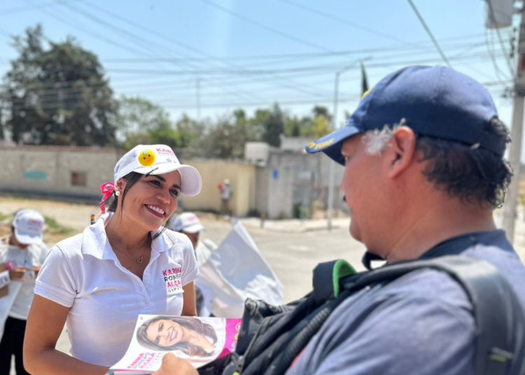 Karina Romero reta a adversarios a debatir