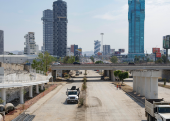 Miércoles 15, reabren carriles centrales de la Vía Atlixcáyotl (Video)