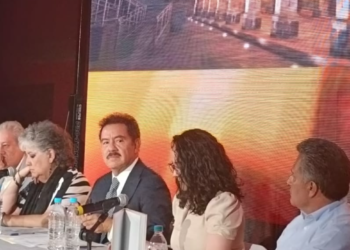 Presentan el libro «La Garita de San Lázaro, Evolución e Imaginario Histórico de la Puerta de Oriente»