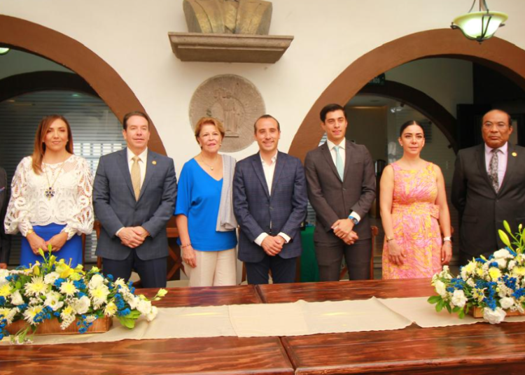 Educación y fortalecimiento del estado de derecho, pilares de la comunidad: Riestra