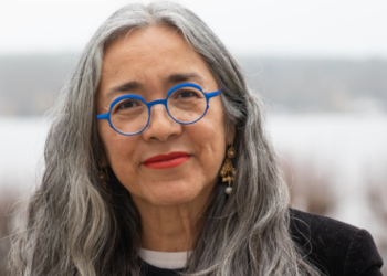 Mexicana Cristina Rivera gana el Pulitzer por el libro ‘El invencible verano de Liliana’