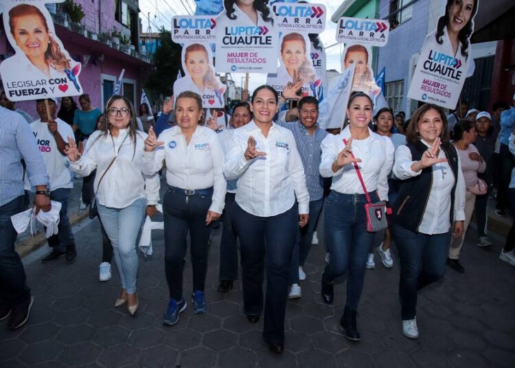 Lupita Cuautle cierra campaña en colonia Lázaro Cárdenas