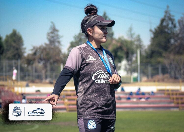 Majo López se despide del Puebla Femenil