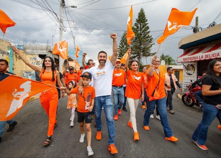 Rafa Reynoso encabeza la ‘Marcha por la Libertad de Ocoyucan’