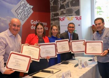 Secretaría de Turismo entrega 61 Registros Nacionales de Turismo