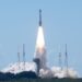 Despega rumbo a la EEI la primera misión espacial tripulada de Boeing