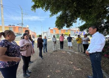 Reconoce José Luis Figueroa el papel de la mujer en México