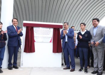 Céspedes preside inauguración de techados del Centro Escolar Lic. Manuel Bartlett Díaz