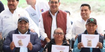 Entregan apoyos para el fortalecimiento del campo en San Salvador el Seco