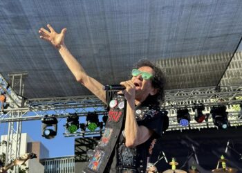 Alex Lora, el ídolo de las multitudes rocanroleras