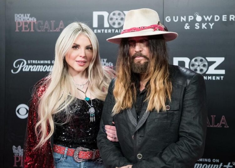 Billy Ray Cyrus y Firerose se separan después de 7 meses de matrimonio