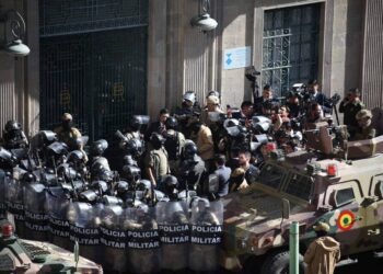 Confirman golpe de Estado militar en Bolivia