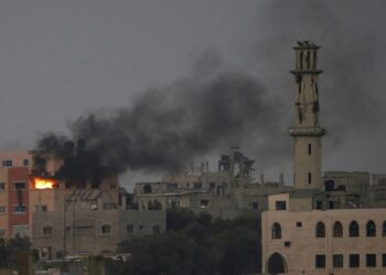Muertos en Gaza ascienden a cerca de 37 mil 350