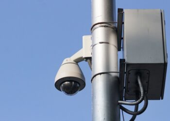 Instalan 50 cámaras de videovigilancia con recursos de parquímetros
