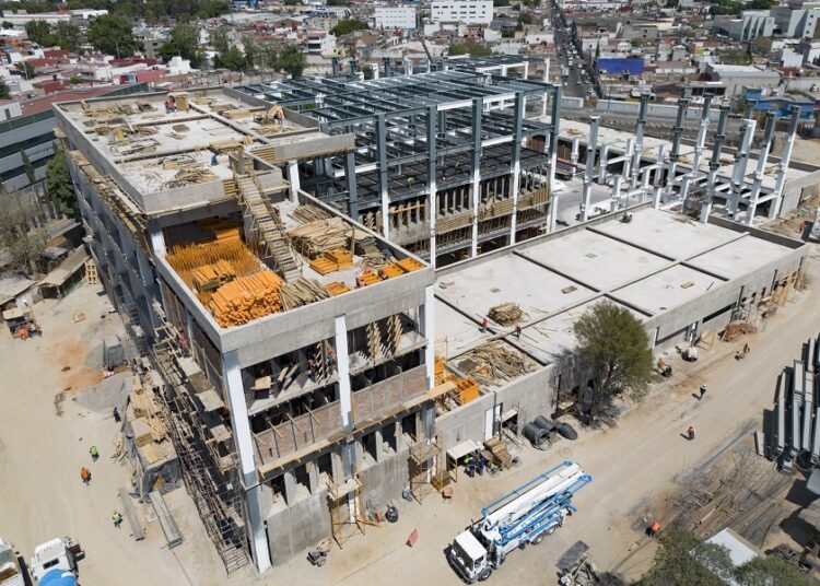 AMLO anuncia que en septiembre se inaugurará nuevo Hospital de San Alejandro