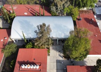 Céspedes inaugura techado de plaza cívica del Cobaep plantel 21