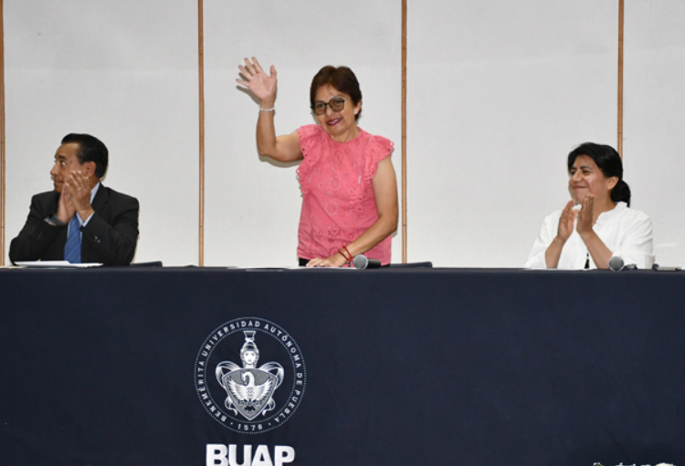Lilia Cedillo pone en marcha Verano de Actualización Docente