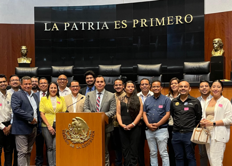 Con letras de oro en el Senado de la República, los 10 años del Tecnológico Nacional de México